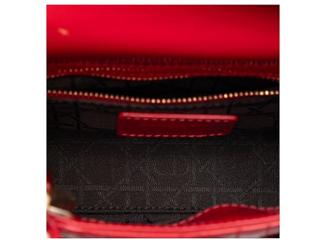 Lady Dior mini in vernice rosso cannage - vista 4