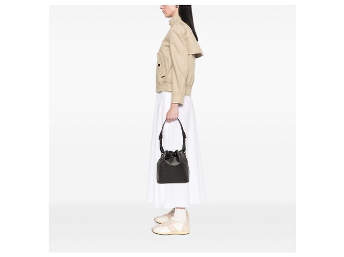 Louis Vuitton Petit Noe em couro Epi preto - vista 8