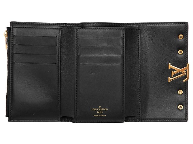 Portafoglio Compatto Capucines in Taurillon Nero con Borchie Louis Vuitton - vista 4