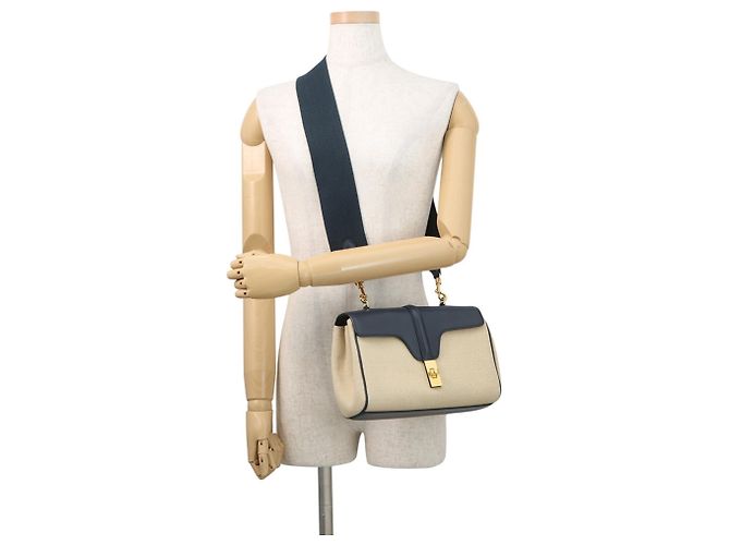 16 Céline Borsa a mano e borsa a tracolla Celine in rafia blu navy - vista 4