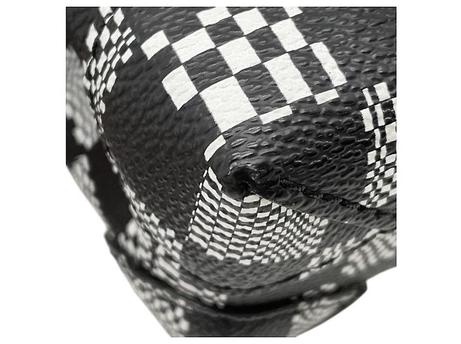 Borsa a tracolla Louis Vuitton Damier Distorted Steamer XS Nero Bianco - vista 10
