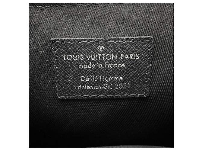 Borsa a tracolla Louis Vuitton Damier Distorted Steamer XS Nero Bianco - vista 17