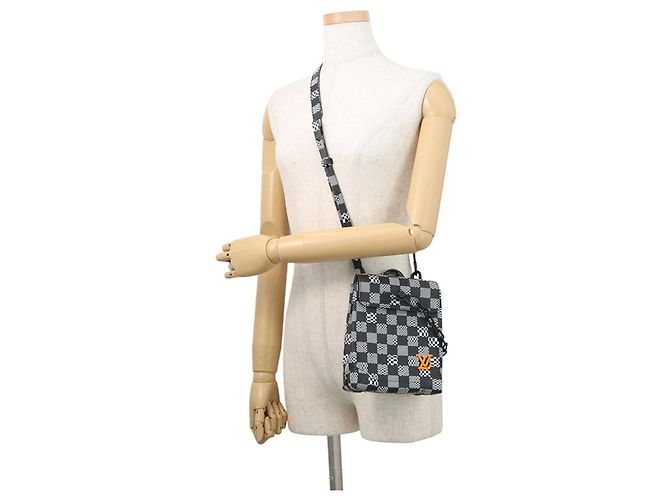 Borsa a tracolla Louis Vuitton Damier Distorted Steamer XS Nero Bianco - vista 5
