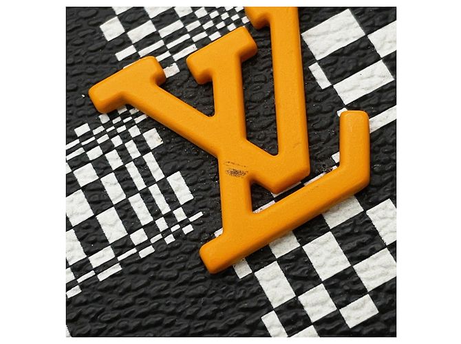 Borsa a tracolla Louis Vuitton Damier Distorted Steamer XS Nero Bianco - vista 9