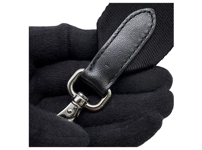 Prada Small Padded Re-Nylon Tote Bag Schwarz - Ansicht 11