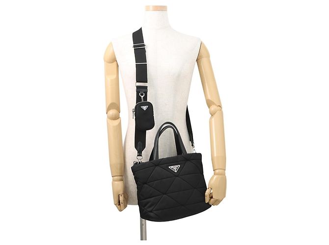 Prada Small Padded Re-Nylon Tote Bag Schwarz - Ansicht 5