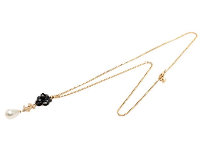 Collana Chanel Coco Mark Camellia A20A Nero D'oro - vista 3