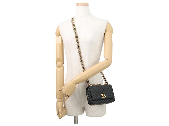 Borsa a tracolla Chanel in pelle nera con catena Nero - vista 5