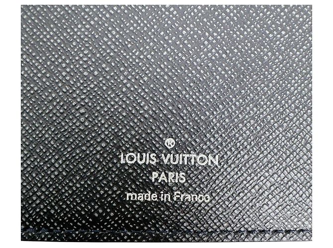 Brazza Louis Vuitton Dark Green Monogram Bi-fold Wallet Multiple colors - view 17