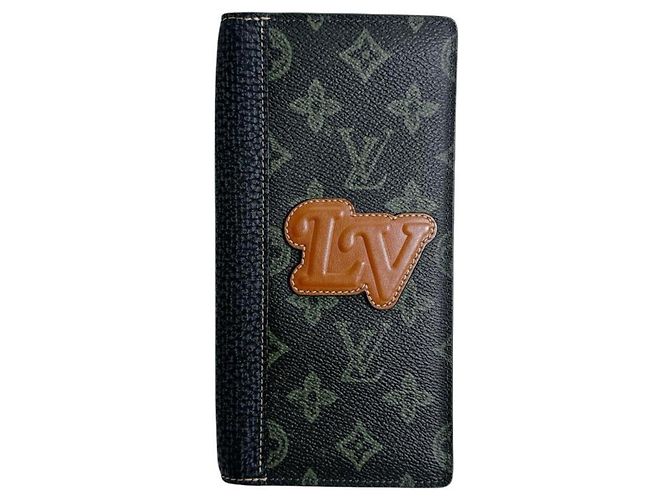 Brazza Louis Vuitton Dark Green Monogram Bi-fold Wallet Multiple colors - view 2