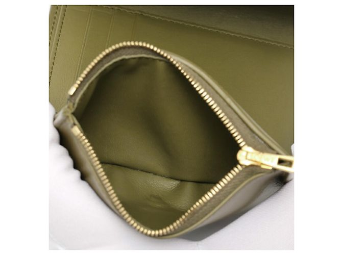 Portafoglio Verticale Piccolo Loewe Pebble Cachi - vista 7