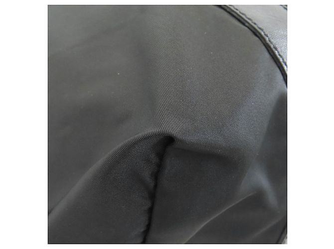 Bolsa tote Prada em nylon preto - vista 17