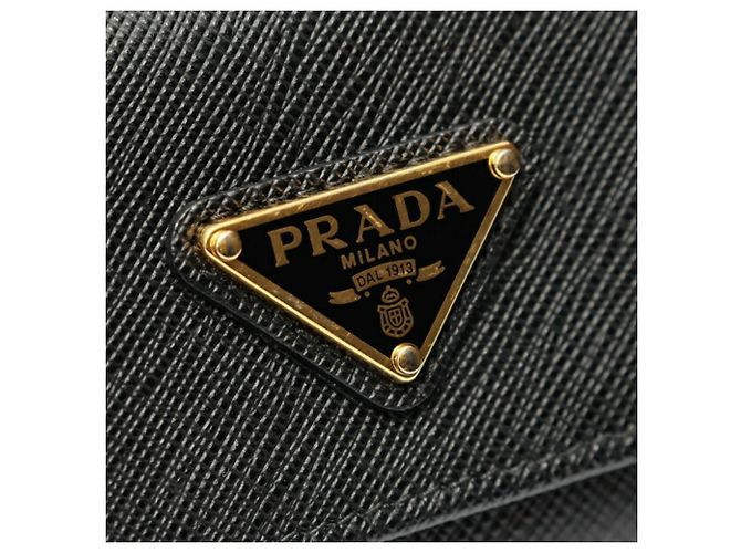 Prada Saffiano Triangle Schlüsselcase aus schwarzem Leder - Ansicht 4