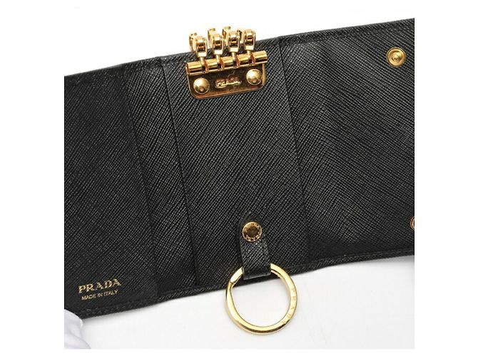 Prada Saffiano Triangle Schlüsselcase aus schwarzem Leder - Ansicht 6