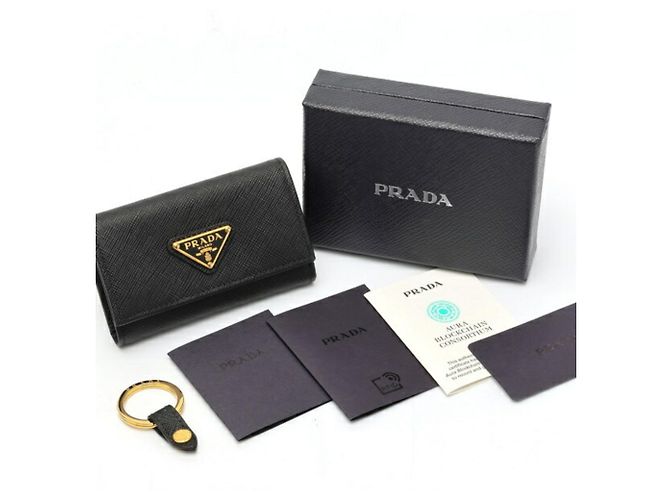 Prada Saffiano Triangle Schlüsselcase aus schwarzem Leder - Ansicht 7