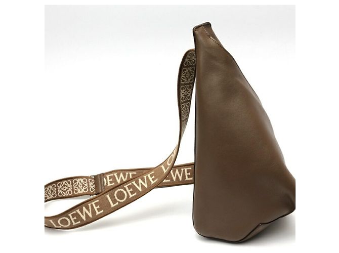 Borsa a tracolla Loewe Anton in pelle marrone - vista 2