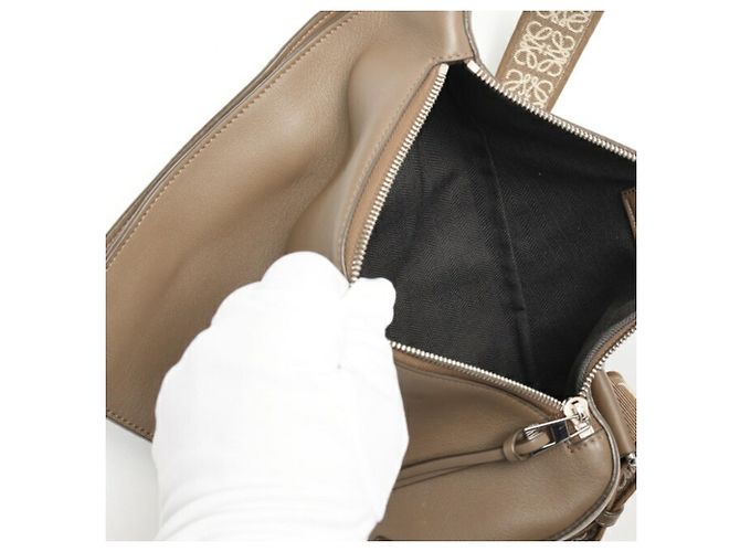 Borsa a tracolla Loewe Anton in pelle marrone - vista 6