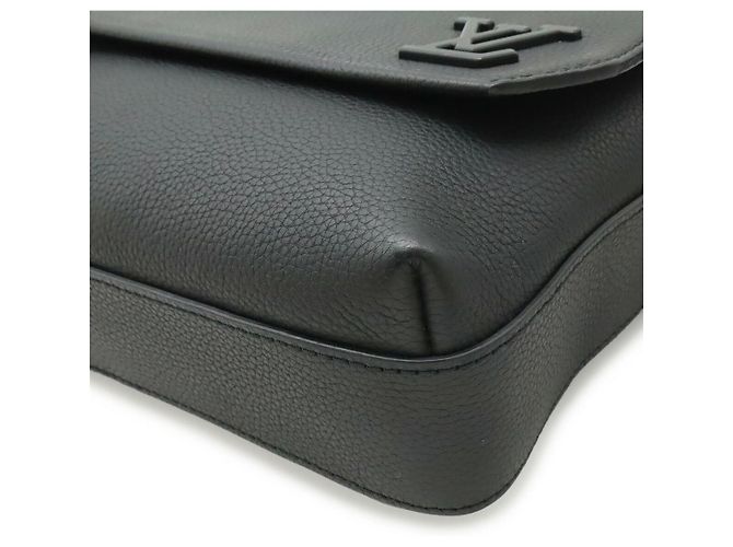 Louis Vuitton Aerogram Fastline Messenger Bag Schwarz - Ansicht 3