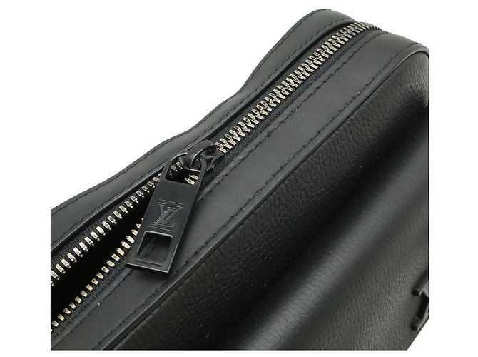 Louis Vuitton Aerogram Fastline Messenger Bag Schwarz - Ansicht 6