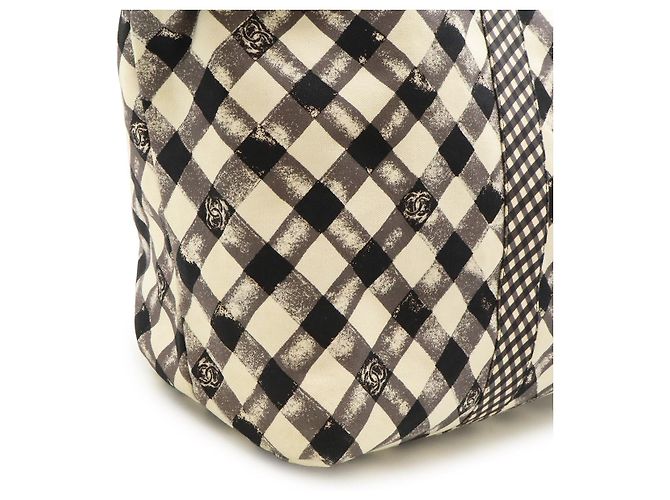 Borsa Tote in tela con motivo vichy Chanel Nero - vista 8