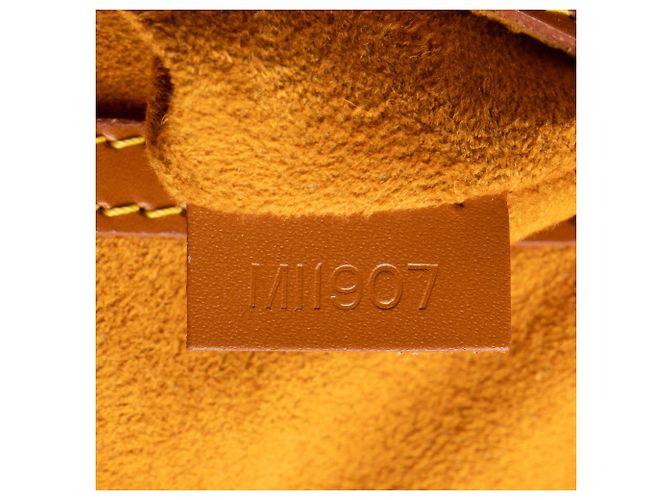 Louis Vuitton Vintage Epi Leather Alma PM Satchel Braun - Ansicht 6