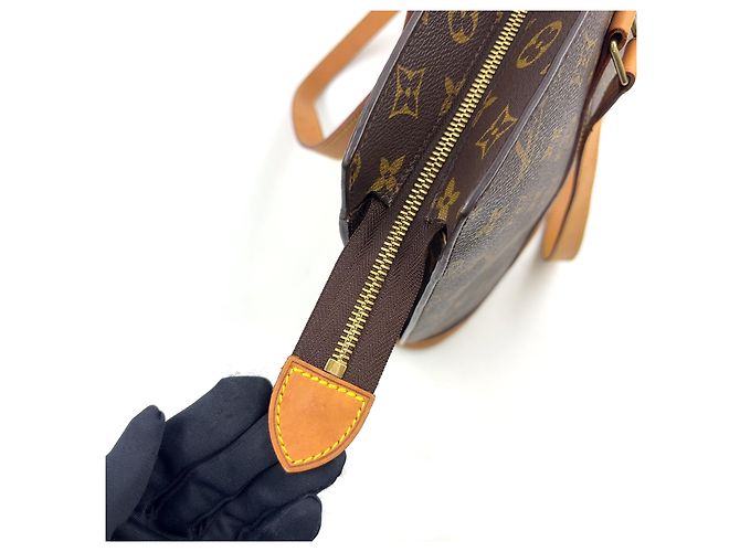 Borsa Tote Louis Vuitton Babylone Monogram Marrone - vista 10