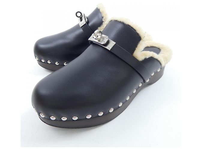 Hermès Shearling-Schuhe Schwarz - Ansicht 3