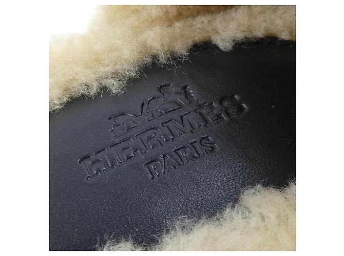 Hermès Shearling-Schuhe Schwarz - Ansicht 6