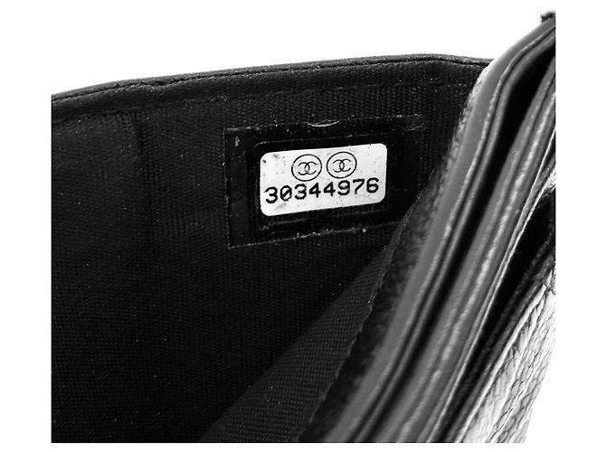 Chanel Tarjetero Boy Classic Caviar Oro Negro - vista 8