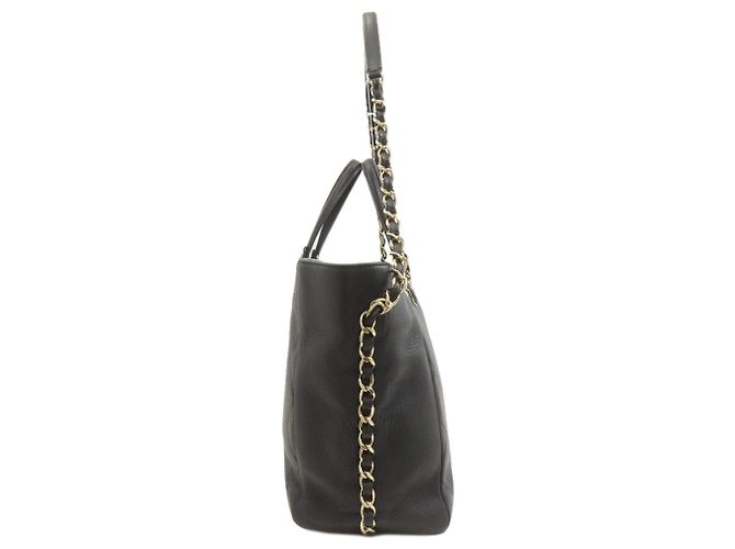 Borsa Tote Chanel Matelassé in pelle nera Nero - vista 3