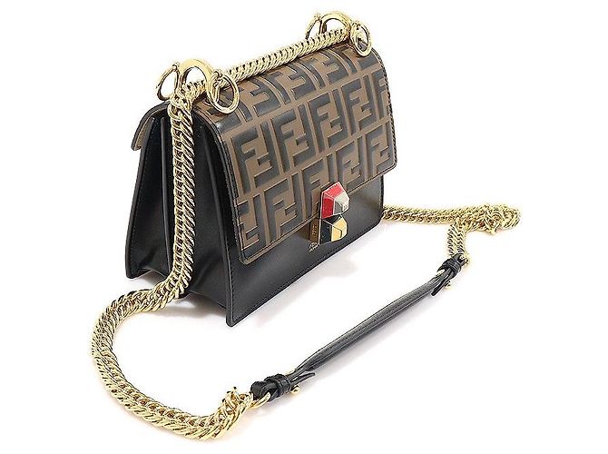 Fendi Piccola borsa a tracolla in pelle di vitello nera con logo FF e catena con occhielli Marrone - vista 3