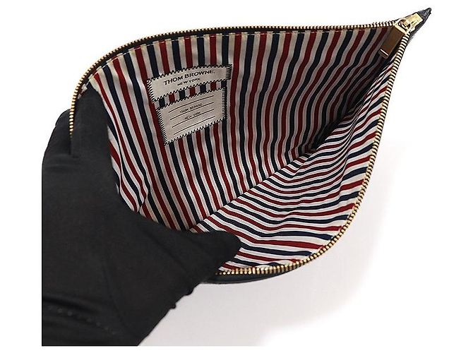 Thom Browne Clutch porta documenti medium in pelle martellata nera Nero - vista 5
