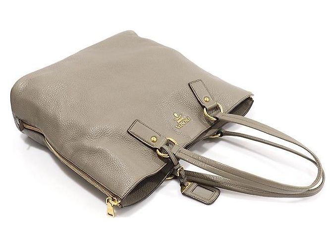 Prada Borsa a tracolla in Vitello Dino grigio con zip laterale e scritte Marrone - vista 3