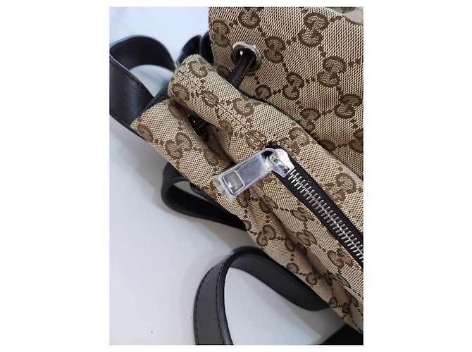 Gucci Canvas-Rucksack mit Kordelzug Braun - Ansicht 15