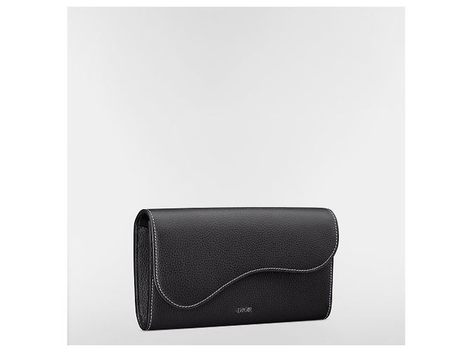 Dior Carteira Long Saddle em Pele de Vitelo Granulada Preta - vista 2