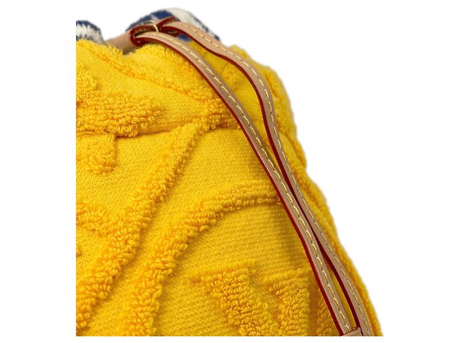 Louis Vuitton M25144 Borsa a tracolla Bucket LV Vacation Giallo - vista 9