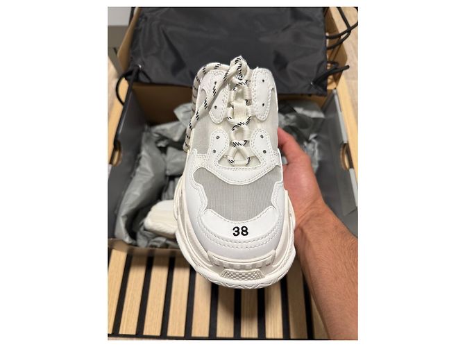 Balenciaga Triple S Sneaker weiß - Ansicht 4