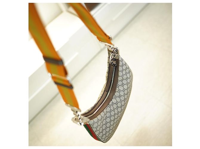 Gucci Borsa a Spalla Medium in Tela Beige Marrone - vista 16