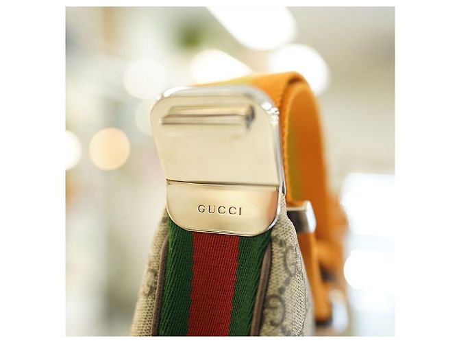 Gucci Borsa a Spalla Medium in Tela Beige Marrone - vista 4