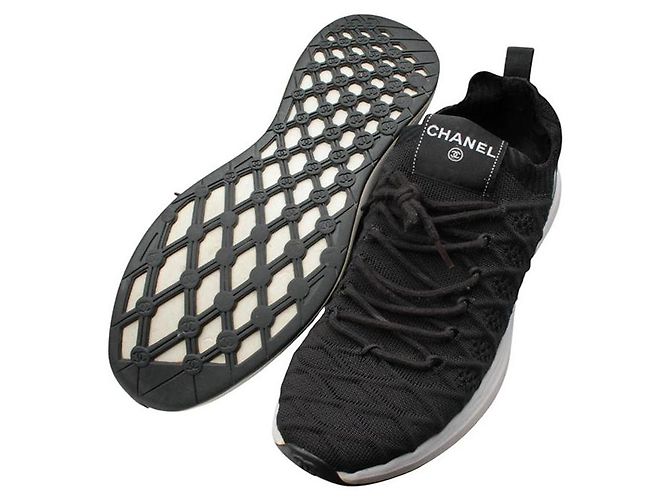 Chanel Schwarze Strick-Sneaker - Ansicht 4