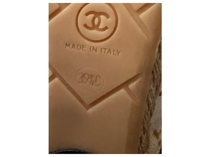 Chanel Espadrilles con Tacco Logo Print Nero Bianco Multicolore - vista 5