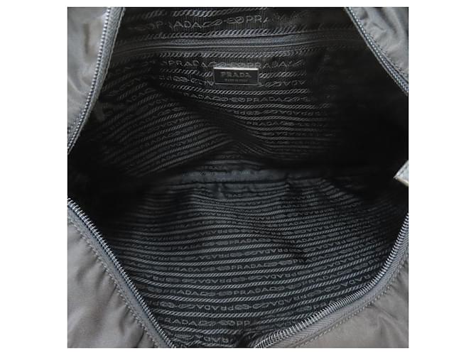 Borsa a tracolla in nylon nero Prada - vista 5