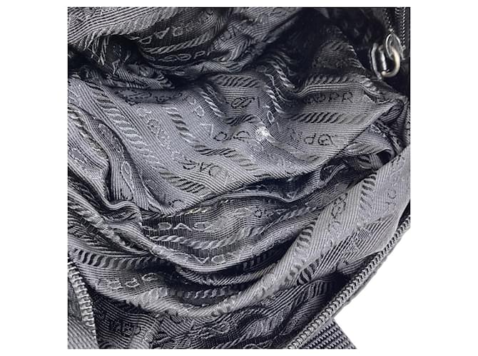 Borsa in nylon nero e pelle Prada - vista 10