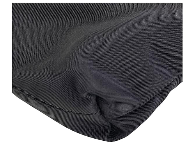 Borsa in nylon nero e pelle Prada - vista 18