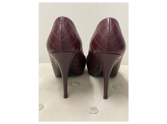 Chanel gesteppte Leder-Pumps Burgunderrot Bordeaux - Ansicht 5