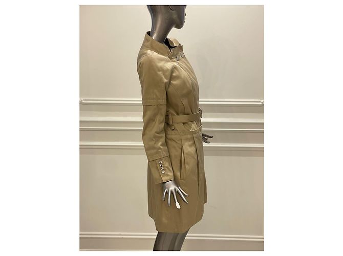 Louis Vuitton Gabardina de algodón beige con forro Monogram - vista 6