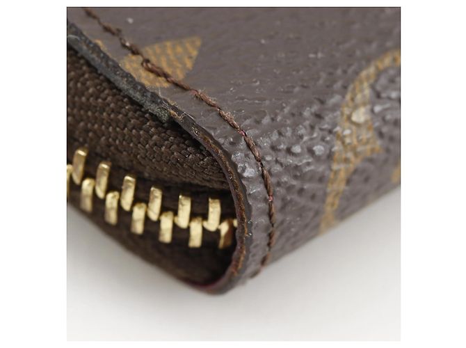 Cartera Long Clemence Louis Vuitton Castaño Roja Fucsia Monograma - vista 4