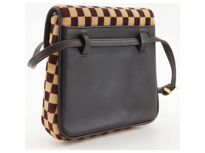 Bolso de hombro Louis Vuitton Gazelle en Damier Sauvage Castaño - vista 3