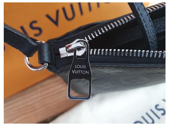 Borsa Louis Vuitton Pallas BB Empreinte Pelle Nera Nero - vista 3
