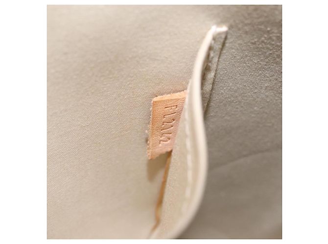 Louis Vuitton Alma Lackleder Gelb - Ansicht 7